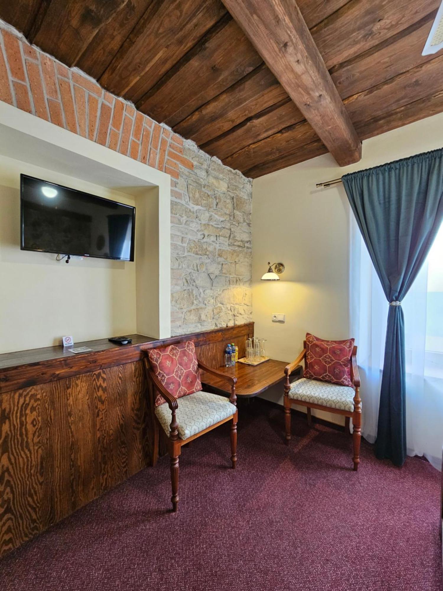 Hotel Galerie Roudnice nad Labem Extérieur photo