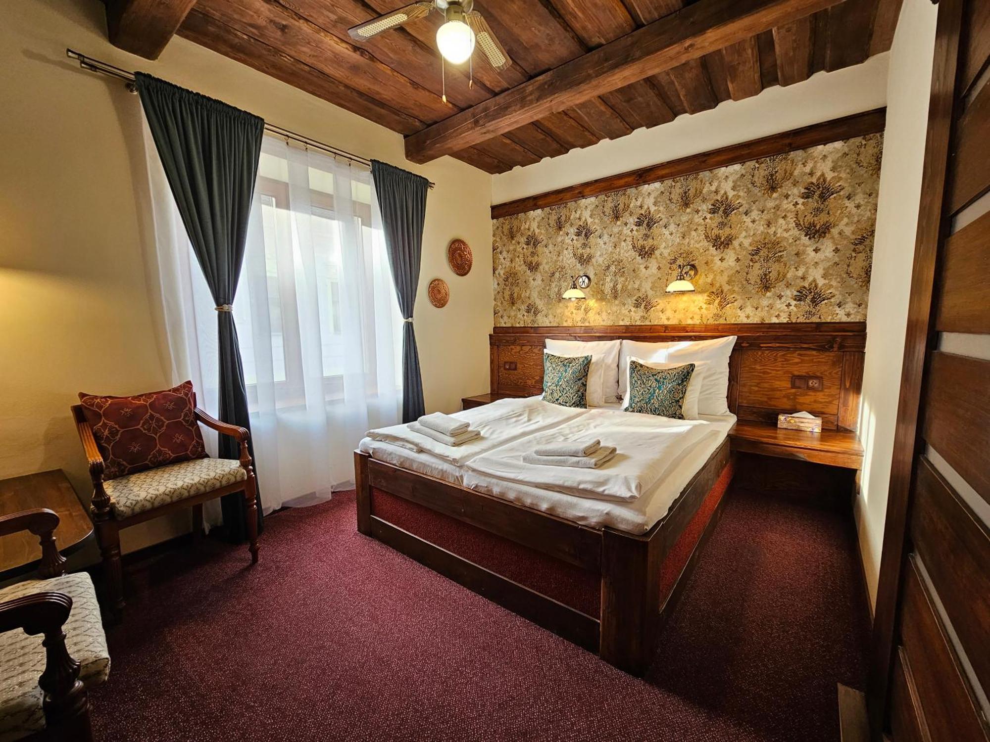 Hotel Galerie Roudnice nad Labem Extérieur photo