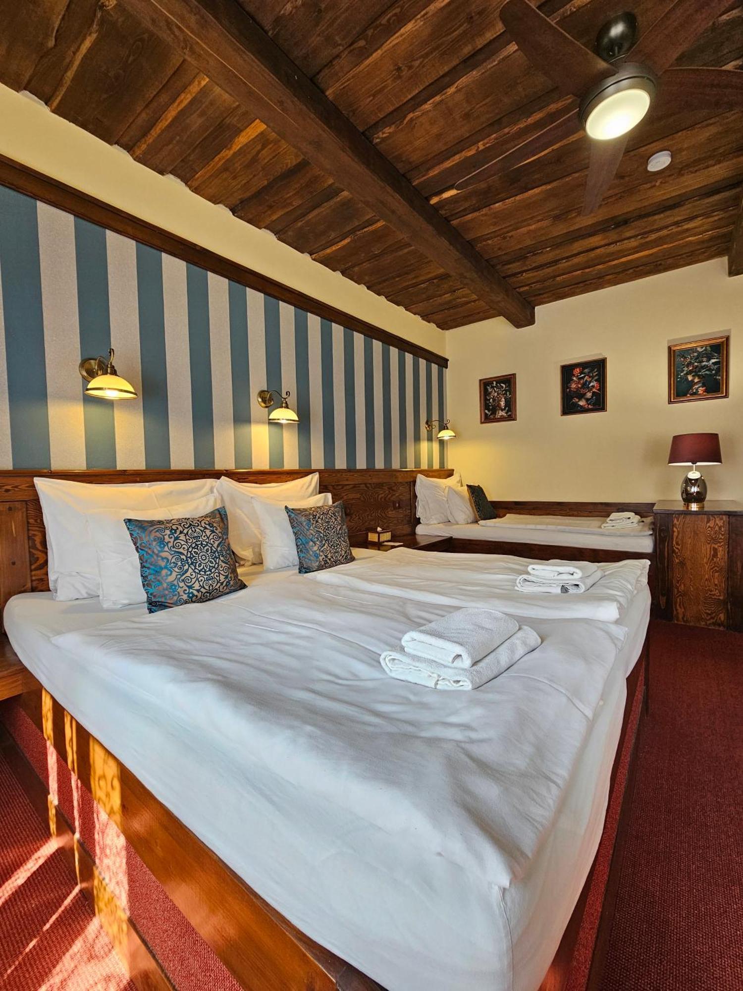 Hotel Galerie Roudnice nad Labem Extérieur photo
